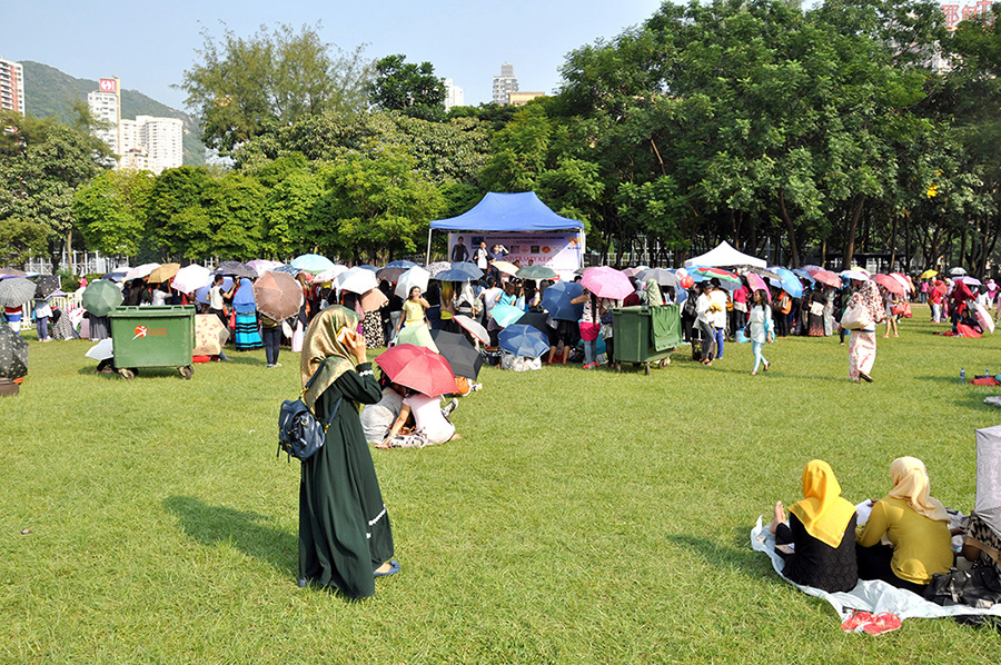 Victoria Park un dimanche. Activités culturelles ou politiques.